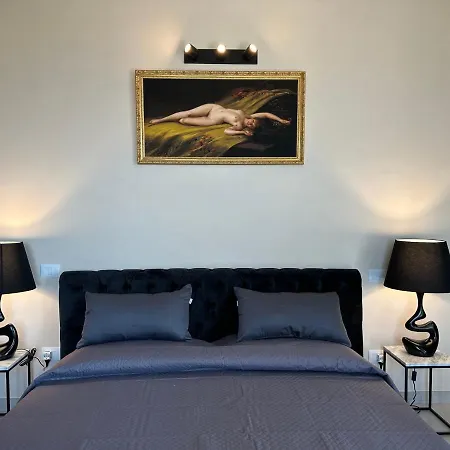 Casa Colonna - Della Torre 3*