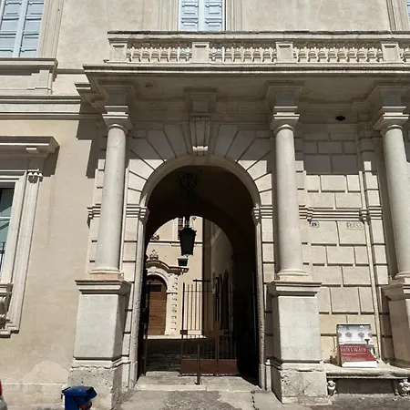 Casa Colonna - Della Torre Gasthuis 3*