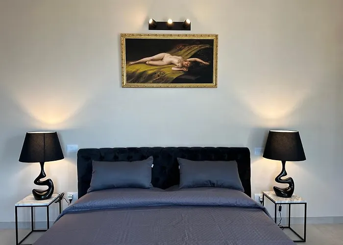 Casa Colonna - Della Torre 3*