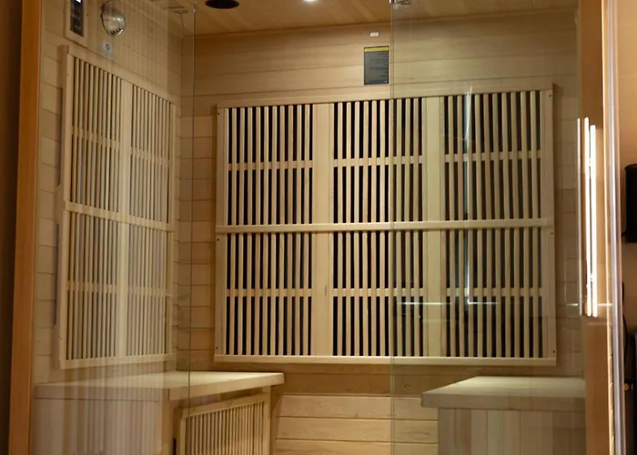 Casa Colonna - Della Torre 3* LʼAquila